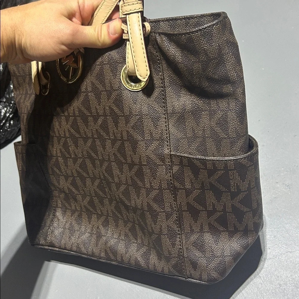 Michael Kors Monogram Purse Bag